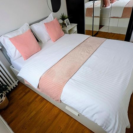 Entire 60M2 Apartment - Close To Paris - Parking - Kitchen - 2Min Rerb - Olympic'24 Bourg-la-Reine Ngoại thất bức ảnh